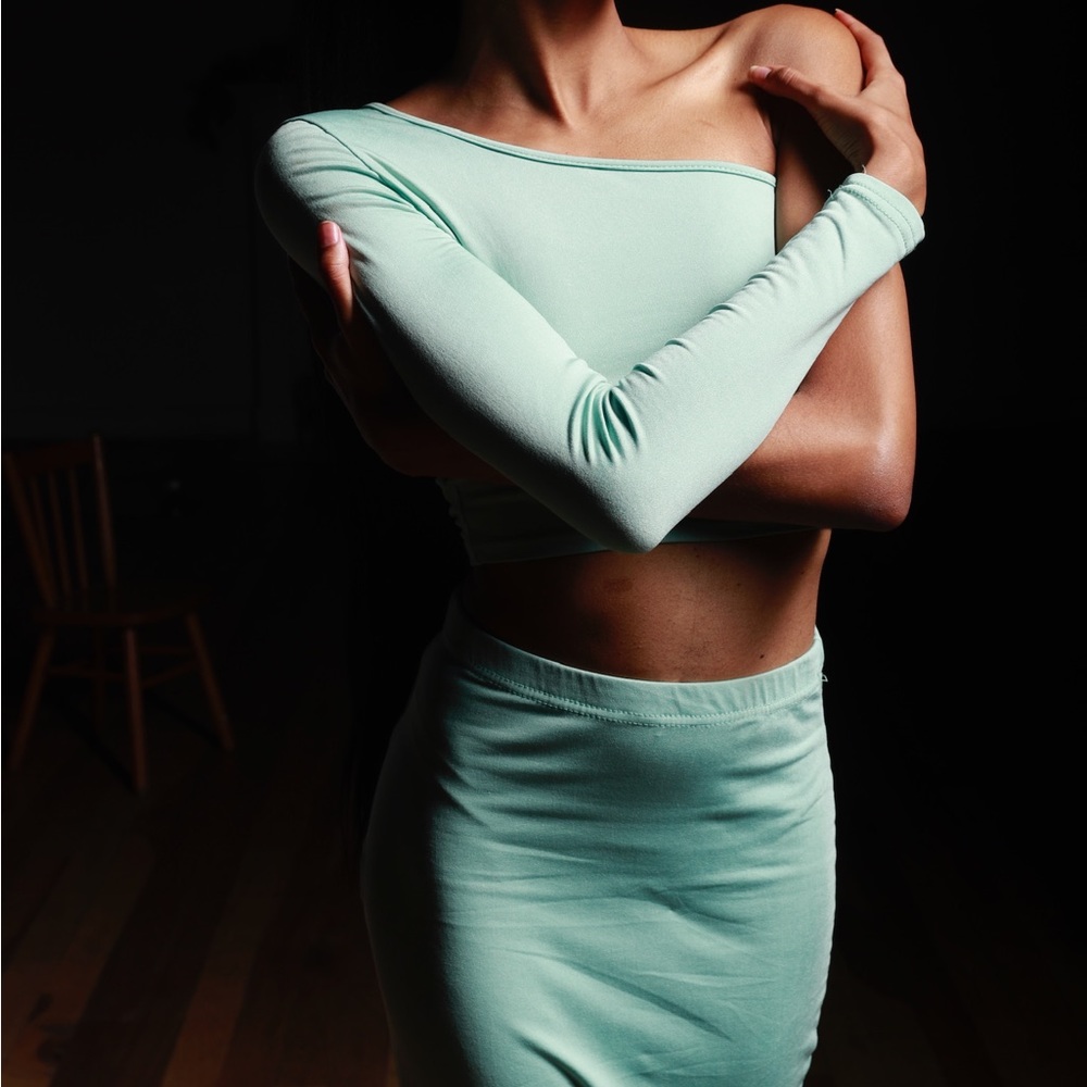 Light Green Women’s Skirtset - Picture 9 of 12